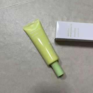 아이레시피 마일드시카 브라이트닝 업 선스크린 SPF50+ PA++++ — 5점을 준 리뷰어가 2023년 5월 올린 사용 사진