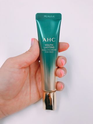[NEW 탄력유턴 아이크림] AHC 유스 래스팅 리얼 아이크림 포 페이스 — 5점을 준 리뷰어가 2021년 3월 올린 사용 사진