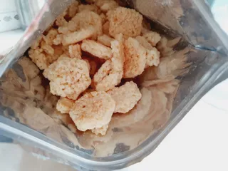 미즈꼬레아 치즈맛 누룽지크리스피 — 5점을 준 리뷰어가 2022년 2월 올린 사용 사진