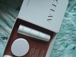 프리마인 바르기만 하면 철벽 스킨케어+24시간 마스크팩 효과. 셀라브 리제너레이팅 시스템 부스터+크림 세트 — 5점을 준 리뷰어가 2023년 7월 올린 사용 사진