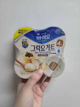 매일바이오 그릭요거트 오리지널 플레인 4개, 로스터리 커피믹스 4개 — 3점을 준 리뷰어가 2021년 12월 올린 사용 사진