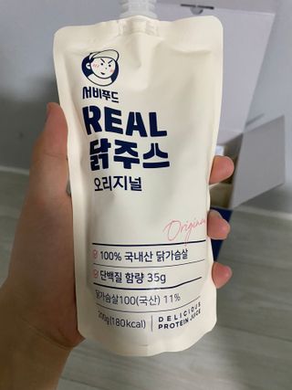 서비푸드 리얼 닭주스 오리지널 200g 1세트 10개입 — 5점을 준 리뷰어가 2022년 1월 올린 사용 사진