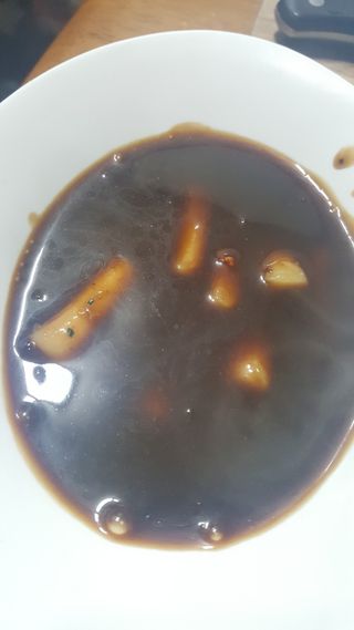 유비쿡 컵떡볶이 매운컵떡볶이2개/ 짜장컵떡볶이 2개  총 4개세트 — 5점을 준 리뷰어가 2021년 2월 올린 사용 사진
