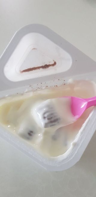 매일바이오 토핑요거트 — 4점을 준 리뷰어가 2021년 5월 올린 사용 사진