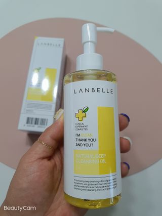 랑벨 내츄럴 딥 클렌징 오일 200ml (저자극 약산성 천연 클렌징) — 5점을 준 리뷰어가 2022년 5월 올린 사용 사진