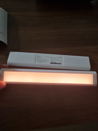 아카라 어두울 때만 켜지는 스마트 무선 센서등 — 5점을 준 리뷰어가 2021년 11월 올린 사용 사진