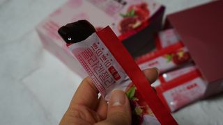 헬스업_쁘띠쁘띠석류콜라겐젤리_20g x 14포 — 5점을 준 리뷰어가 2021년 1월 올린 사용 사진