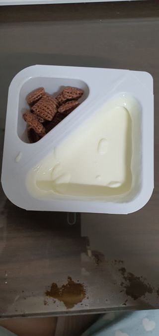 매일바이오 토핑요거트 — 3점을 준 리뷰어가 2021년 5월 올린 사용 사진