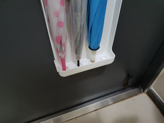 창신리빙 [프랑코 스마트 우산꽂이]  2종 중 택1 똑똑한 정리 수납 — 5점을 준 리뷰어가 2021년 8월 올린 사용 사진