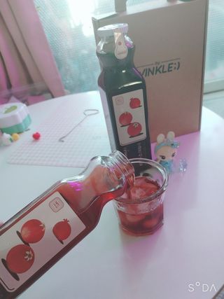 [바이윙클] 페르시아 유기농 석류 착즙주스 750ml 2병 + 선물박스 세트 — 5점을 준 리뷰어가 2022년 2월 올린 사용 사진