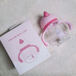 유비맘 트라이탄 코니빨대컵_컬러 랜덤 발송 — 5점을 준 리뷰어가 2021년 3월 올린 사용 사진
