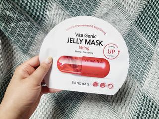 바노바기 코스메틱 바노바기 비타제닉 젤리마스크 리프팅 (10매입) — 5점을 준 리뷰어가 2023년 5월 올린 사용 사진
