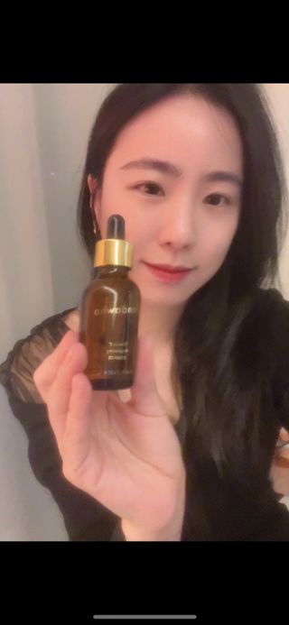 스킨큐어 산다화 비타민c 화이트닝 에센스 30ml — 5점을 준 리뷰어가 2024년 1월 올린 사용 사진