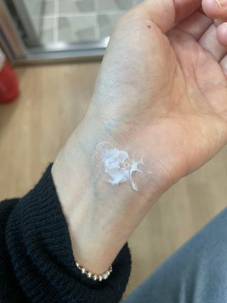 러브모아 향수 고체향수 승무원 고체향수 바르는 향수 니치향수 도손 우드세이지 앤 씨솔트 — 5점을 준 리뷰어가 2022년 11월 올린 사용 사진