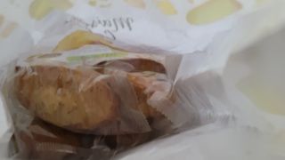 [메종콜리브리] 프랑스 마들렌 메종콜리브리 피스타치오 마들렌 2팩 — 5점을 준 리뷰어가 2021년 11월 올린 사용 사진