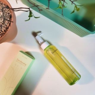 스킨큐어 산다화 순한 클렌징 동백 오일 200ml — 5점을 준 리뷰어가 2023년 3월 올린 사용 사진