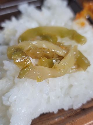 루시델리 야미하우스 홍콩 스파이시 프리미엄 짜사이 무침 500g — 5점을 준 리뷰어가 2024년 6월 올린 사용 사진