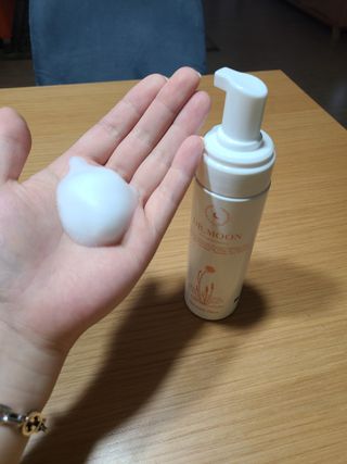 MF프리 [닥터문] 유산균 락토케어 질경초 여성청결제 200ml (폼타입) — 5점을 준 리뷰어가 2022년 5월 올린 사용 사진