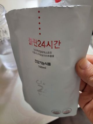 클린24시간 1BOX(5포) + 전용보틀(500ml) — 5점을 준 리뷰어가 2022년 10월 올린 사용 사진