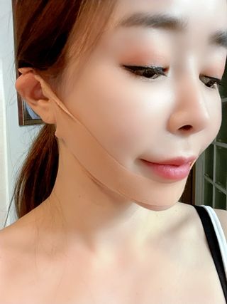 아이디플라코스메틱 아이디 페이스핏 마이너스 밴드 v2 — 4.5점을 준 리뷰어가 2022년 5월 올린 사용 사진
