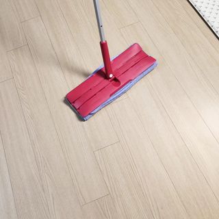 3M 스카치브라이트 비마마젠타 밀대걸레 세트+ PET 정전기청소포 대형 30매 — 5점을 준 리뷰어가 2023년 10월 올린 사용 사진