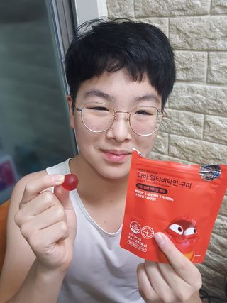 [푸름웰니스] 라바 멀티비타민 구미 36g — 5점을 준 리뷰어가 2021년 12월 올린 사용 사진