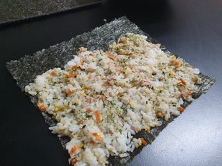 해풀잎 누구나 김밥*1ea [(혼합야채 35g *1ea,  김밥김 (5g, 5ea),  양념간장 (6g, 5ea), 참기름(5g, 2ea)] — 4점을 준 리뷰어가 2022년 7월 올린 사용 사진
