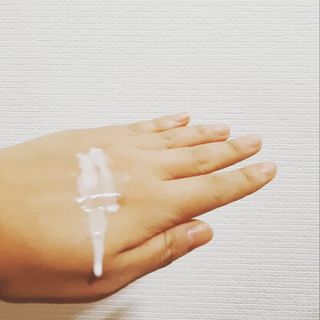 KISSY BAE 키시베이 키시베이 리얼화이트 톤업틴트 — 5점을 준 리뷰어가 2021년 7월 올린 사용 사진