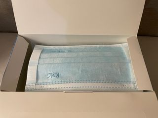 건강누리인터내셔날 (마스크 특집) 7DAYS 컬러마스크 (컬러7매)+ KMC 프리미엄 덴탈마스크(50매) — 5점을 준 리뷰어가 2022년 7월 올린 사용 사진