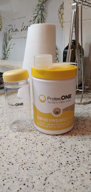 프로티원 단백질쉐이크 곡물맛 2주분 1통+보틀 — 5점을 준 리뷰어가 2021년 4월 올린 사용 사진
