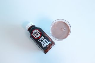 닥터유 프로 단백질 드링크 40g 초코 닥터유 프로 단백질드링크 40g 초코 — 5점을 준 리뷰어가 2024년 8월 올린 사용 사진