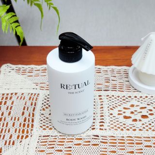 레츄얼 더 센트 바디워시 시크릿 파라다이스(500ml) — 5점을 준 리뷰어가 2022년 6월 올린 사용 사진