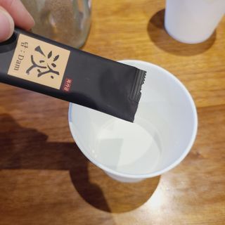 담소은 자극없는 무알콜 휴대용 한방가글 스틱 가글담 — 5점을 준 리뷰어가 2022년 8월 올린 사용 사진