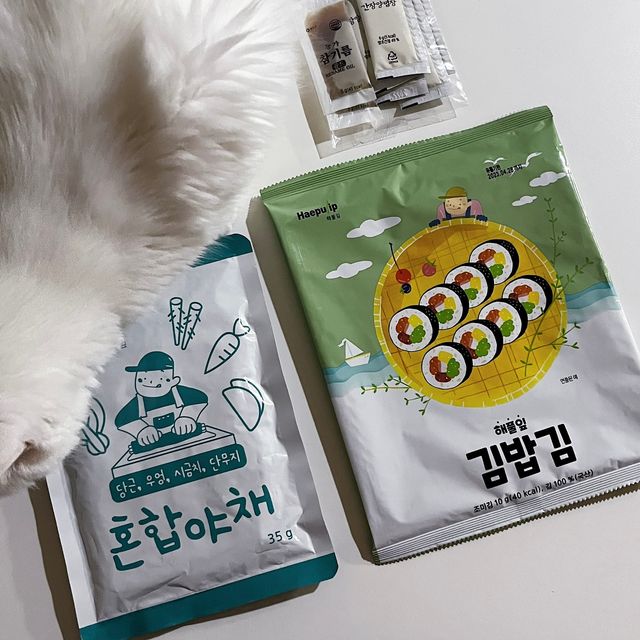 누구나 김밥*1ea [(혼합야채 35g *1ea,  김밥김 (5g, 5ea),  양념간장 (6g, 5ea), 참기름(5g, 2ea)] 리뷰 사진
