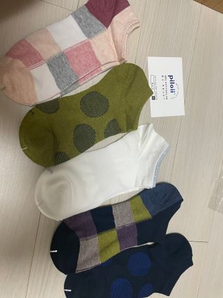 [사이즈가 있는 양말 필로이] 여자 스니커즈 발목 양말 5족 세트【 S, M, L, 】3가지 사이즈 — 5점을 준 리뷰어가 2022년 7월 올린 사용 사진