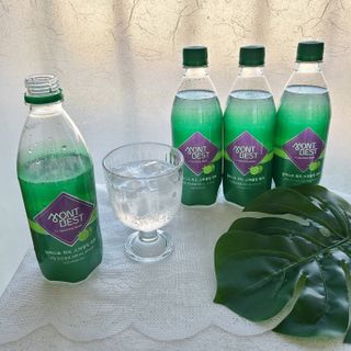 몽베스트 Montbest with Sparkling water Lime20병 — 4점을 준 리뷰어가 2021년 10월 올린 사용 사진