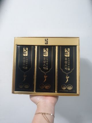 헬스업_천명진프리미엄홍삼스틱_10ml x 30포 — 4점을 준 리뷰어가 2021년 2월 올린 사용 사진
