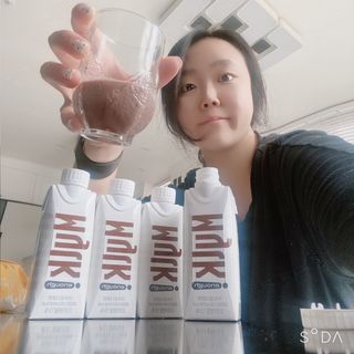 이너프 뮐크 초콜릿맛 — 4점을 준 리뷰어가 2022년 9월 올린 사용 사진