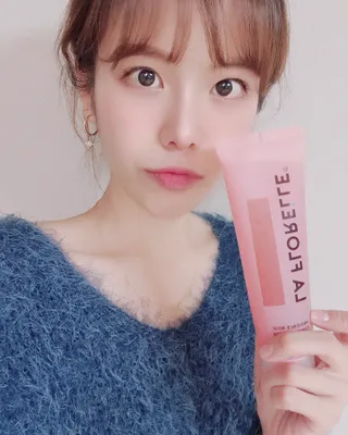 라플로렐 프로방스 로즈 폼클렌저 — 5점을 준 리뷰어가 2022년 1월 올린 사용 사진
