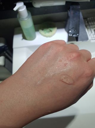 오투에니원 인컨보 바디 퍼퓸 샤워 젤 200ml — 5점을 준 리뷰어가 2023년 2월 올린 사용 사진