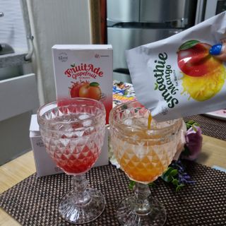 [복음자리] 바리스타 패키지 2종 랜덤발송 (딸기스무디 스틱+샤인머스캣에이드 or 망고스무디+자몽에이드) — 5점을 준 리뷰어가 2022년 6월 올린 사용 사진