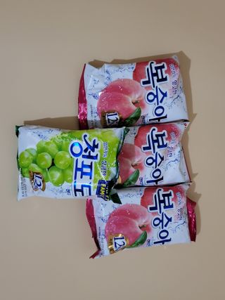 청포도캔디 복숭아캔디 — 3.5점을 준 리뷰어가 2022년 11월 올린 사용 사진
