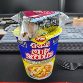 NISSIN 닛신 컵누들  4종 - 씨푸드오리지날, 씨푸드 스파이시, 씨푸드 커리, 씨푸드 XO소스 — 5점을 준 리뷰어가 2022년 12월 올린 사용 사진