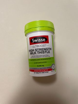 Swisse 스위스 고함량 밀크씨슬 35,000mg 60정 — 5점을 준 리뷰어가 2021년 11월 올린 사용 사진