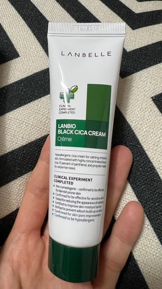 랑벨 랑바이오 블랙 시카 크림 50ml(블랙비 프로폴리스, 시카 4종, 판테놀 10 함유) — 4점을 준 리뷰어가 2022년 7월 올린 사용 사진
