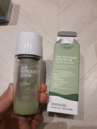 김정문알로에 큐어 큐어 알로에 리프레쉬 젤리 세럼, 큐어 알로에 하이드로 젤리 크림 — 5점을 준 리뷰어가 2021년 2월 올린 사용 사진