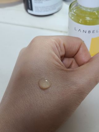 랑벨 비타 에너지 잡티 앰플 50ml 고농축 비타민, 저자극, 수분 촉촉, 미백 앰플 — 5점을 준 리뷰어가 2022년 4월 올린 사용 사진