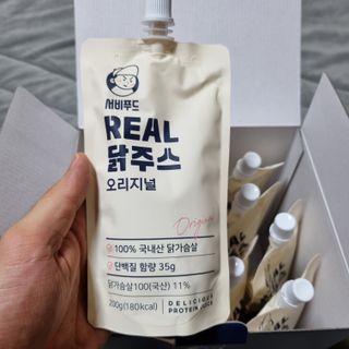 서비푸드 리얼 닭주스 오리지널 200g 1세트 10개입 — 5점을 준 리뷰어가 2022년 1월 올린 사용 사진