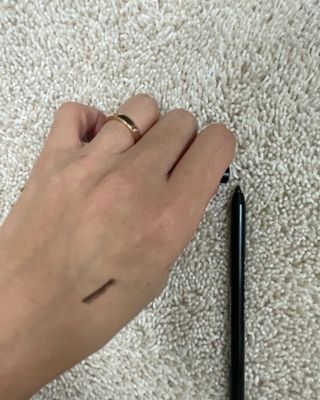 씨스터앤 더블이펙트 워터프루프 아이펜슬 11종 택 1 — 4점을 준 리뷰어가 2022년 1월 올린 사용 사진