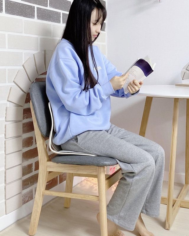 그래비티 체어 리뷰 사진